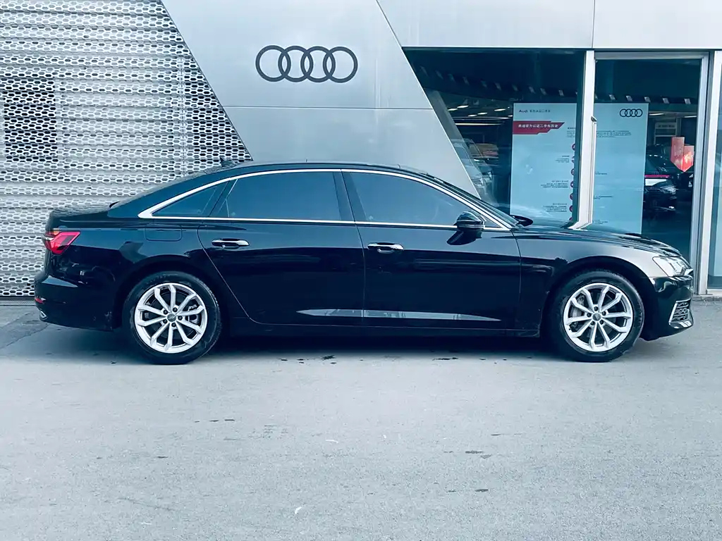AUDI A6L 2021