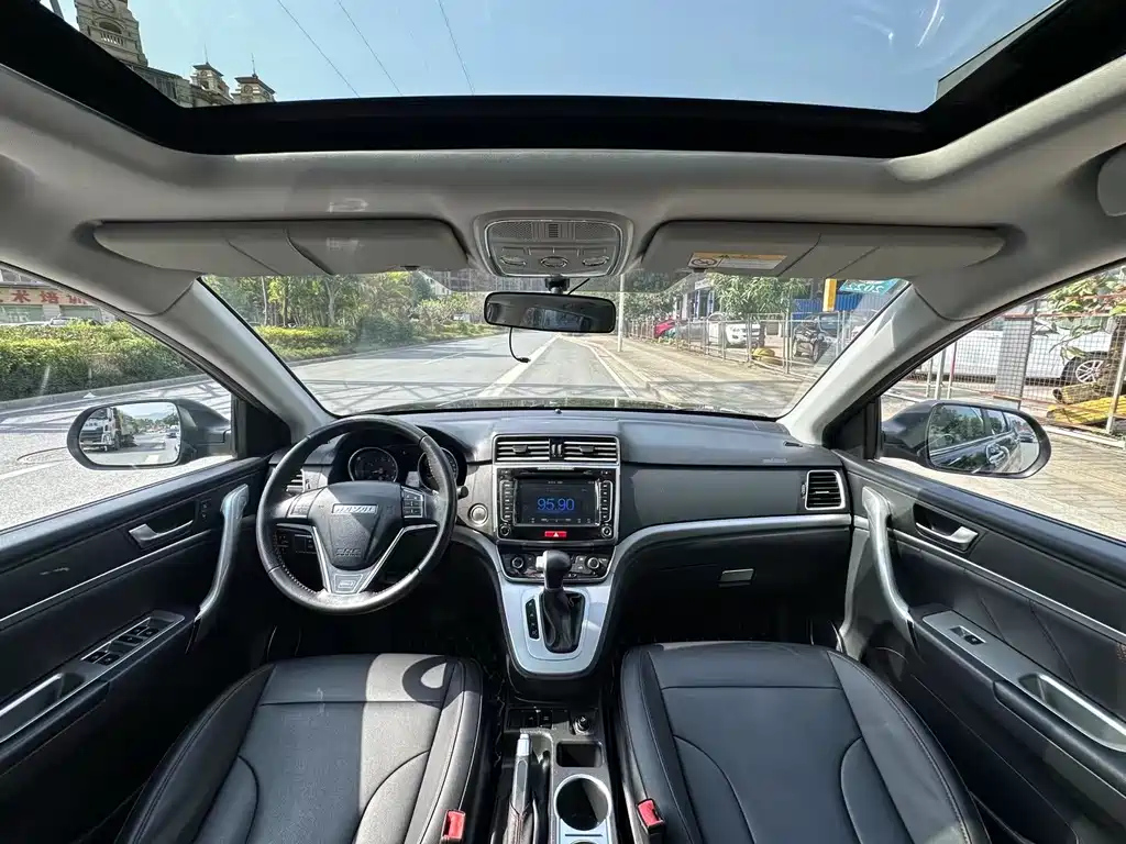 HAVAL M6 2018