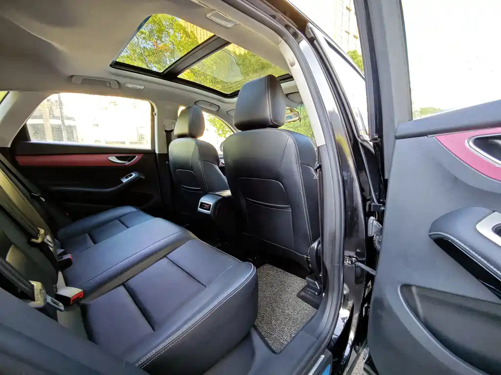 ZOTYE SR7 2016
