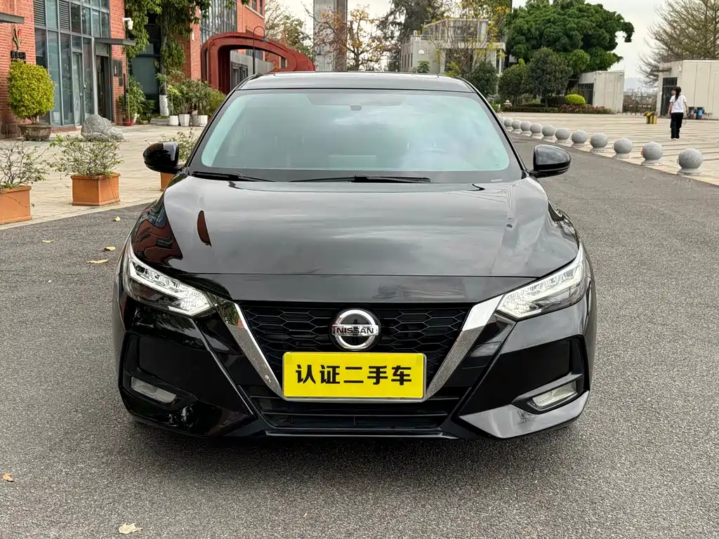 NISSAN SYLPHY 2020