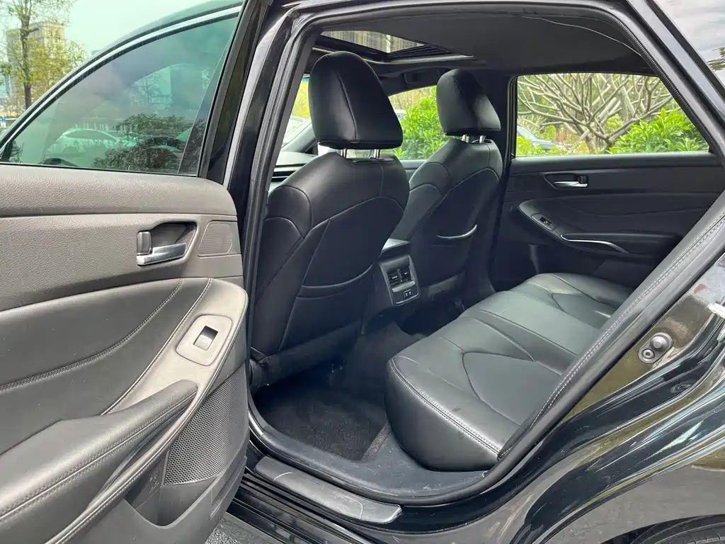 TOYOTA AVALON 2021