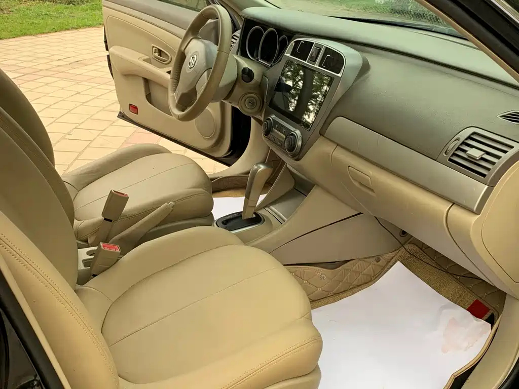 NISSAN SYLPHY 2017