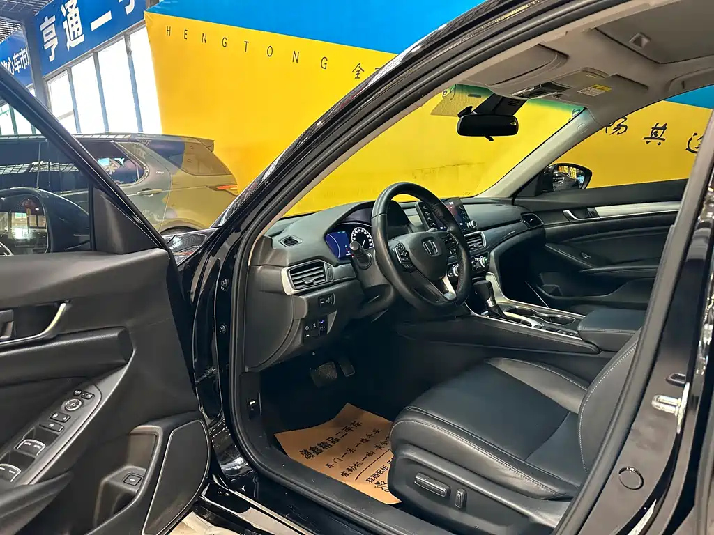 HONDA ACCORD 2021