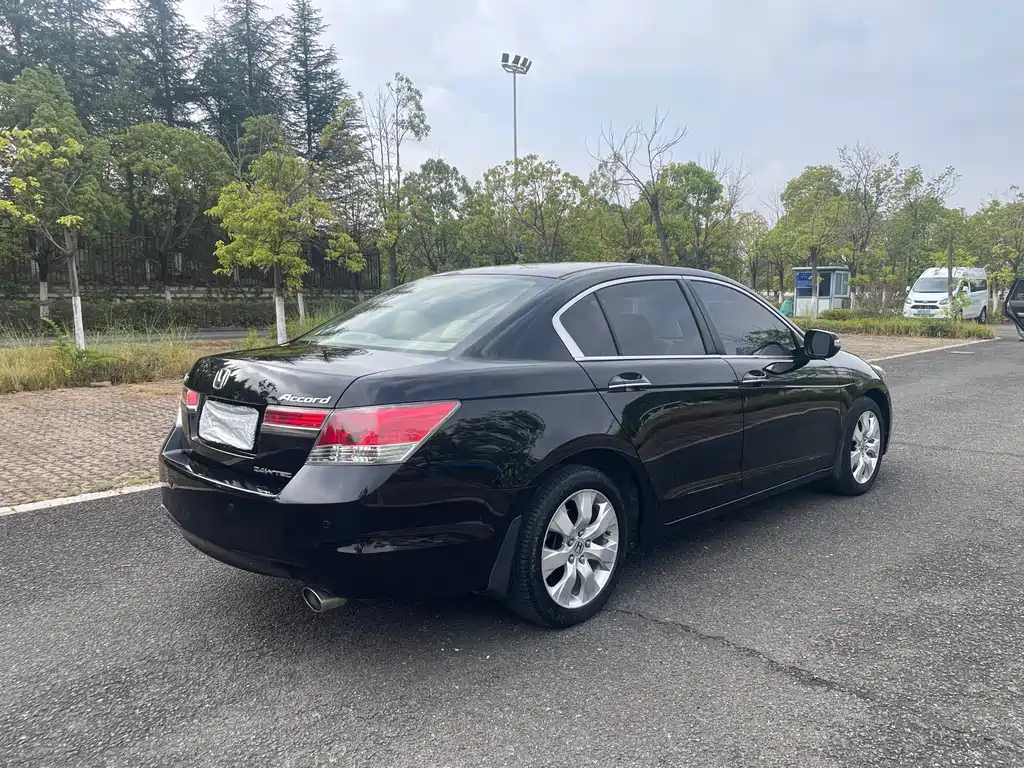 HONDA ACCORD 2011
