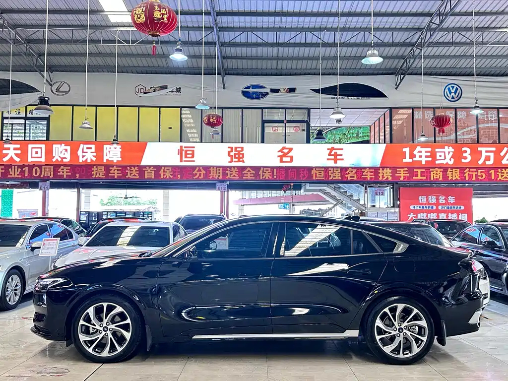FORD MONDEO 2022