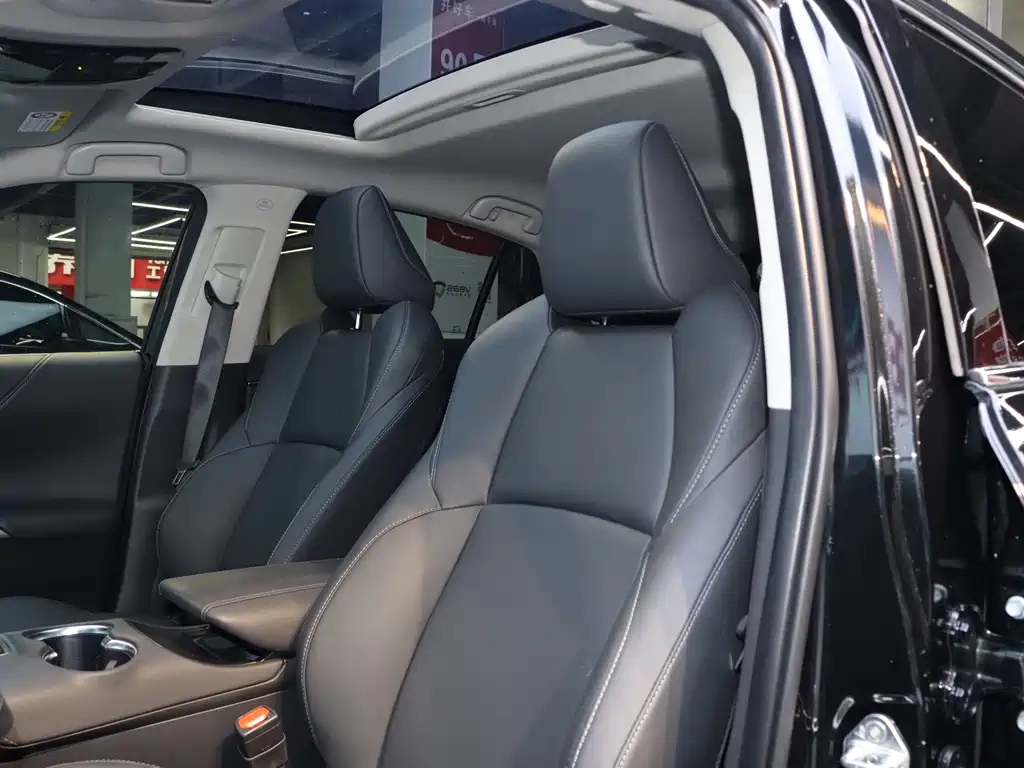 TOYOTA VENZA 2023