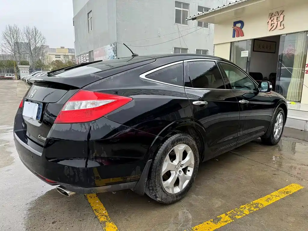 HONDA CROSSTOUR 2014