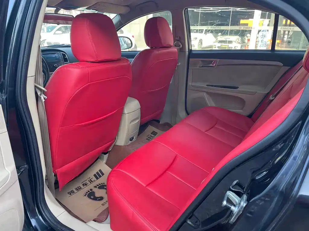 ROEWE 350 2012