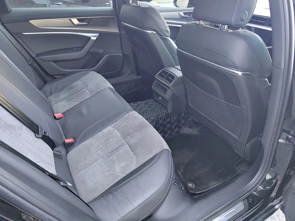 AUDI A6L 2021