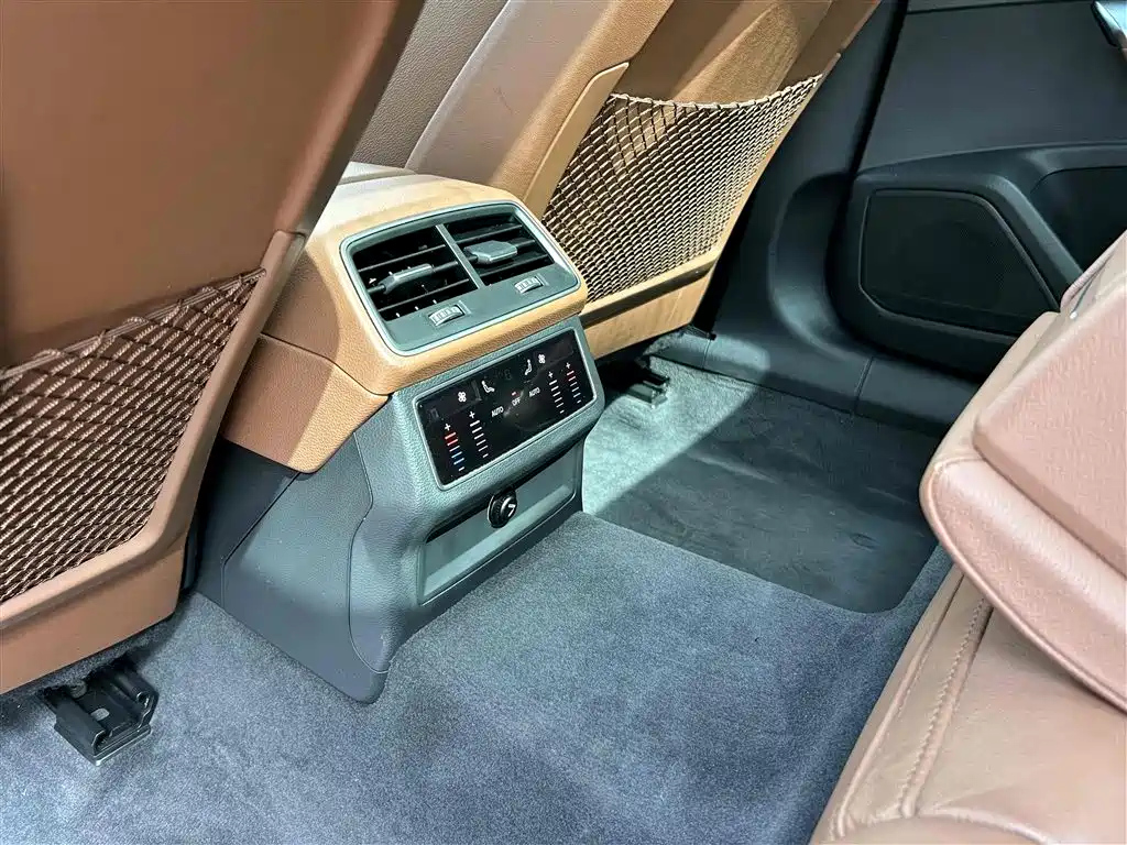 AUDI A6L 2021