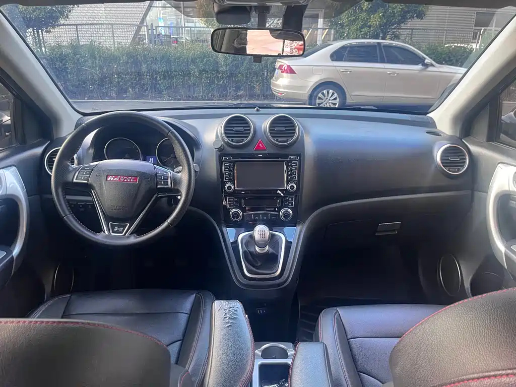 HAVAL H6 2015