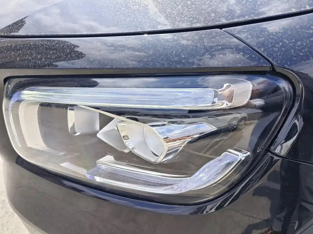 MERCEDES BENZ GLB 2022