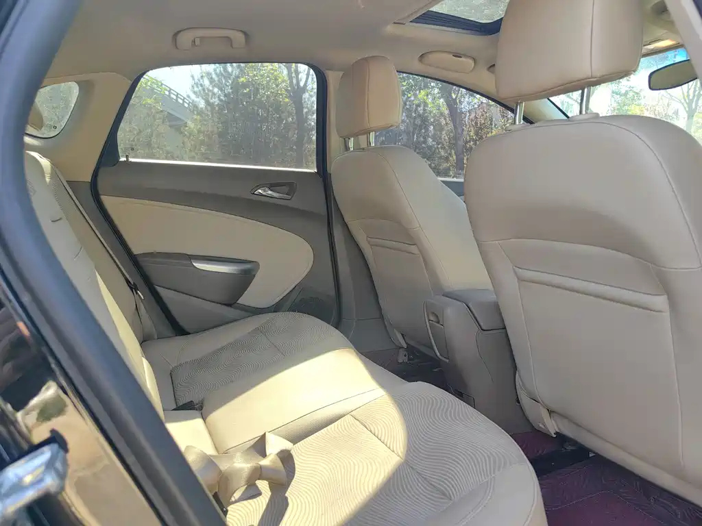 BUICK EXCELLE 2012