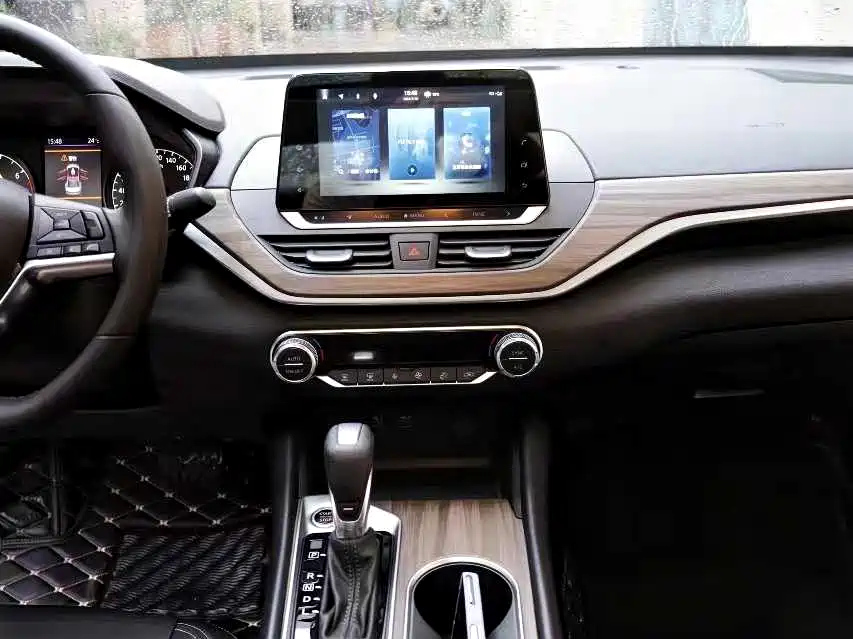 NISSAN TEANA 2021