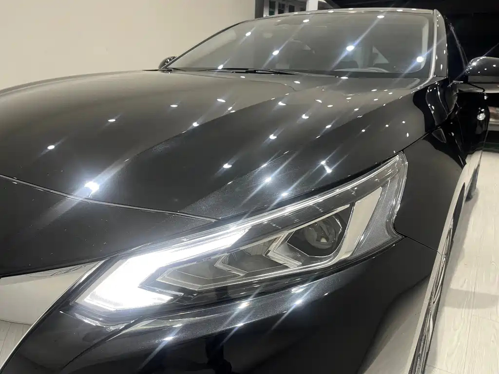 NISSAN TEANA 2021