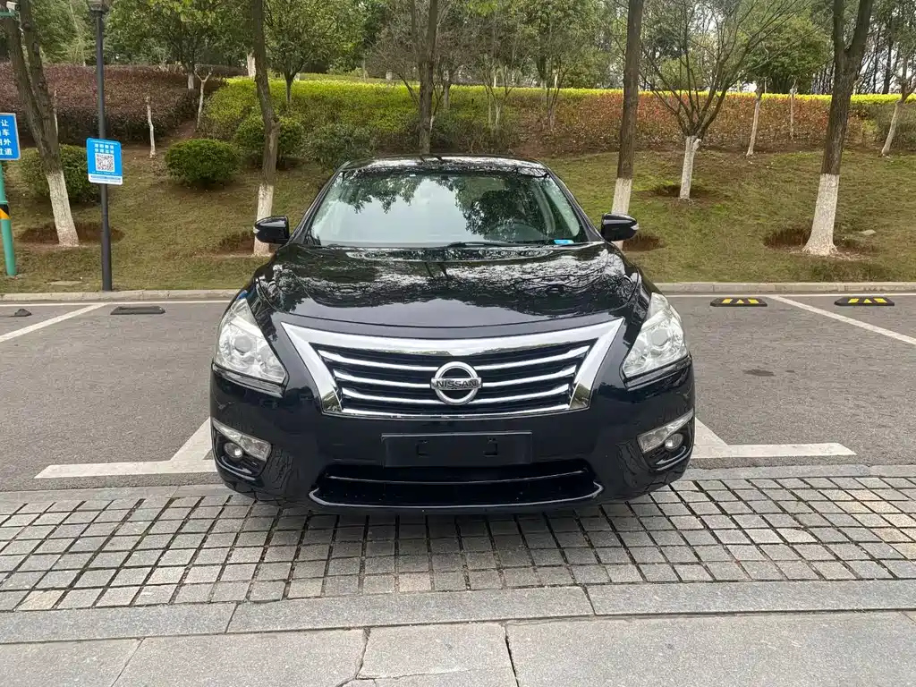 NISSAN TEANA 2016