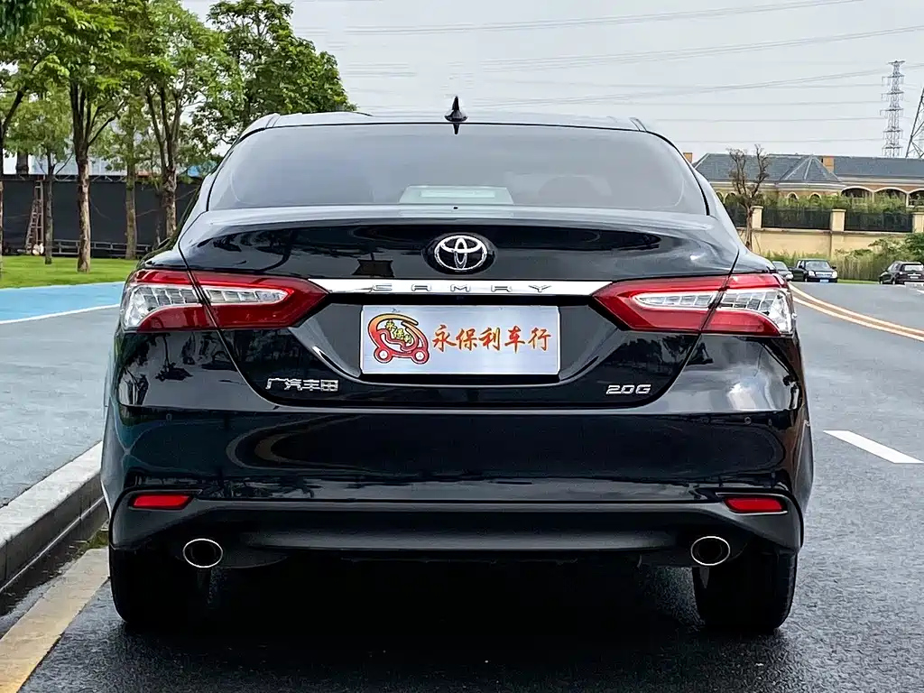TOYOTA CAMRY 2022