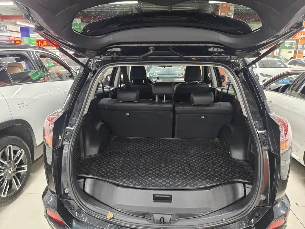 TOYOTA RAV4 RONGFANG 2018