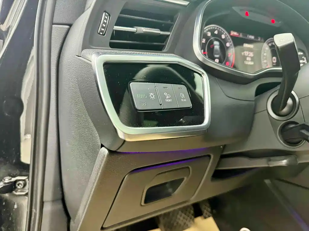 AUDI A6L 2020