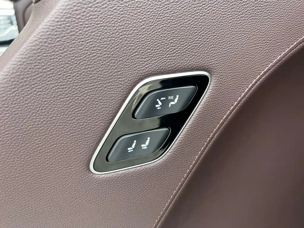HONGQI HQ9 2022