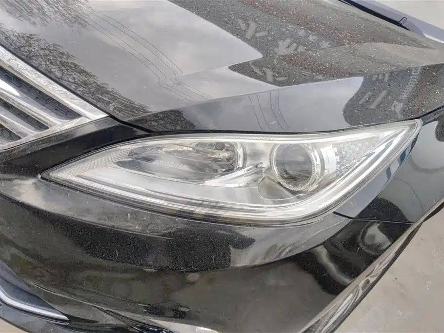 CHANGAN EADO 2016