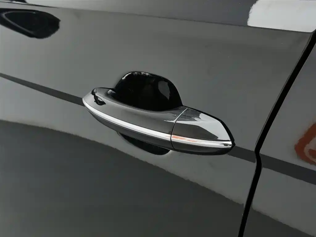 VOLKSWAGEN PASSAT 2021
