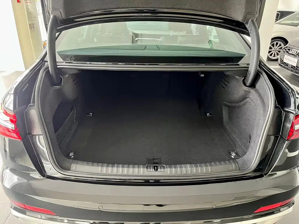 AUDI A6L 2023
