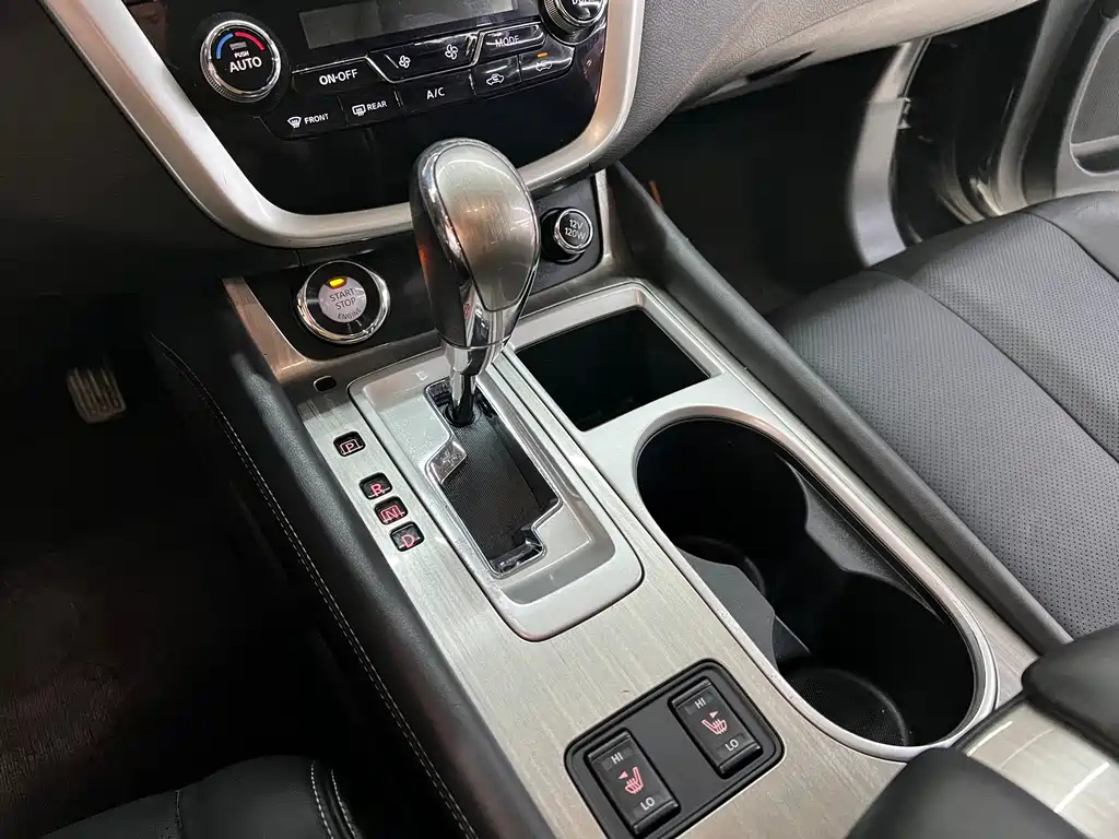 NISSAN MURANO 2019