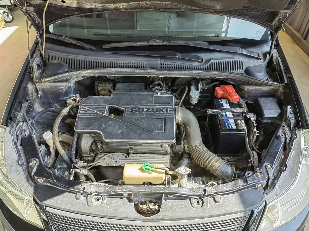 SUZUKI SX4 2010