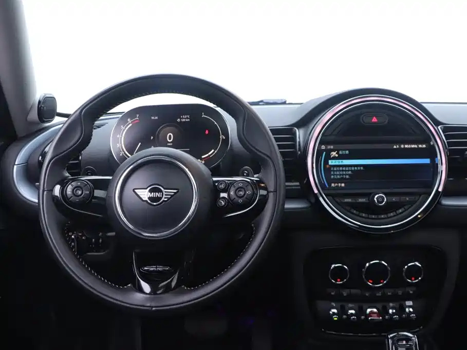 MINI CLUBMAN 2021