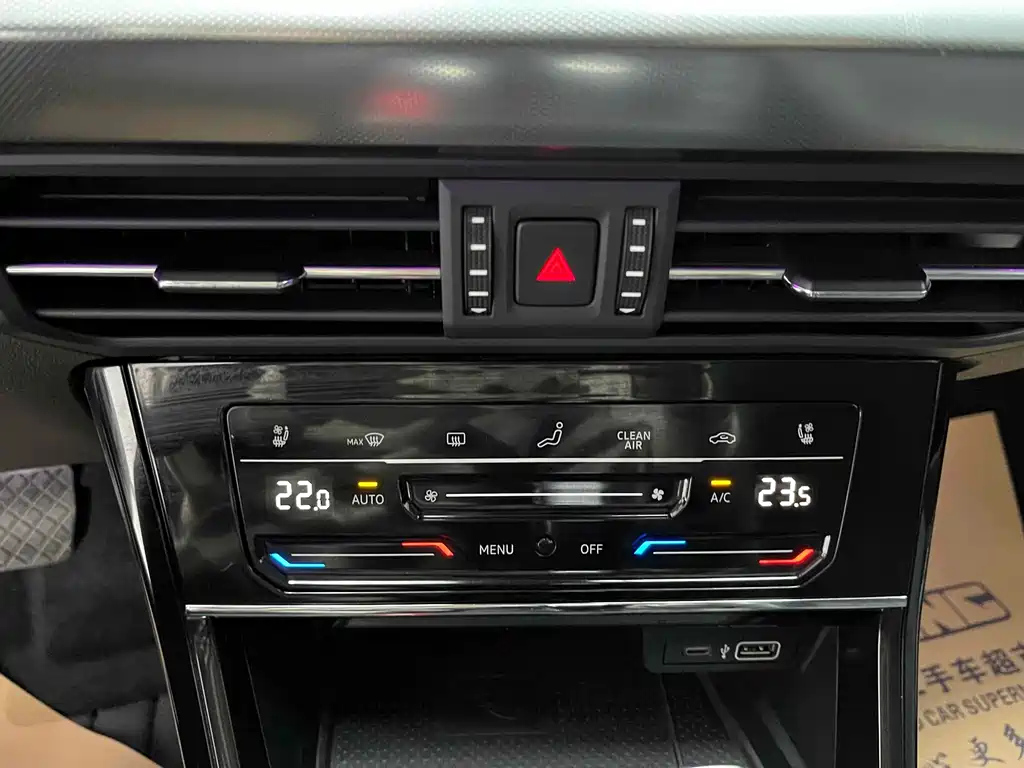 VOLKSWAGEN PASSAT 2022