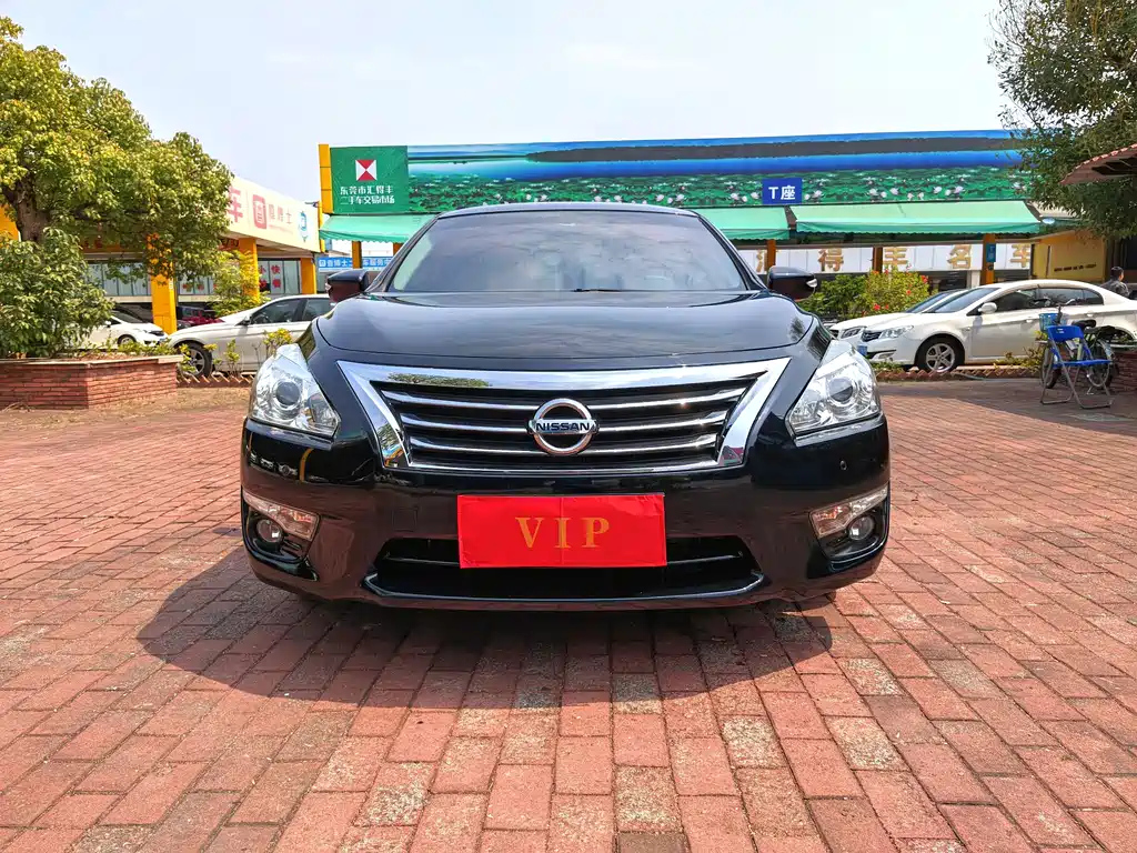 NISSAN TEANA 2016