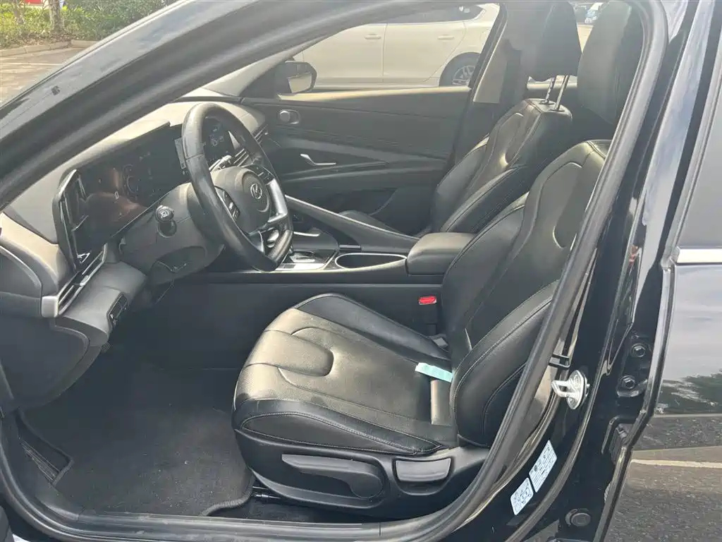 HYUNDAI ELANTRA 2021