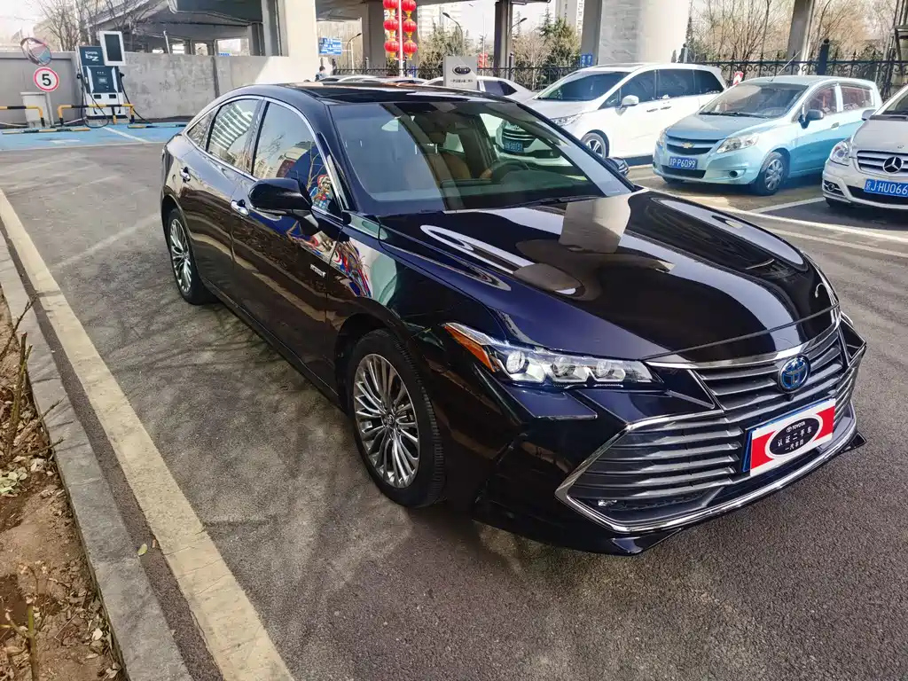 TOYOTA AVALON 2019
