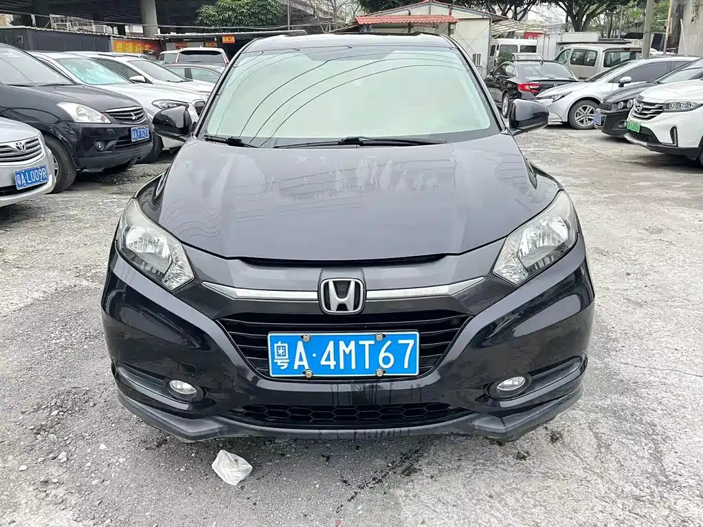 HONDA VEZEL 2015