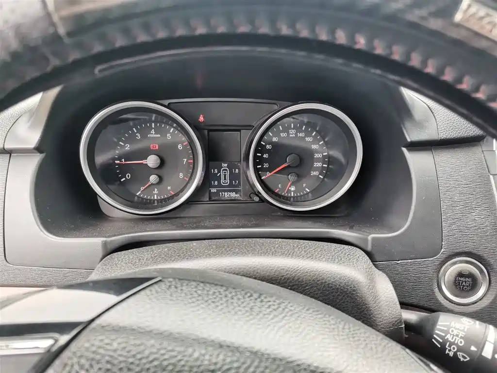 HAVAL H6 2015