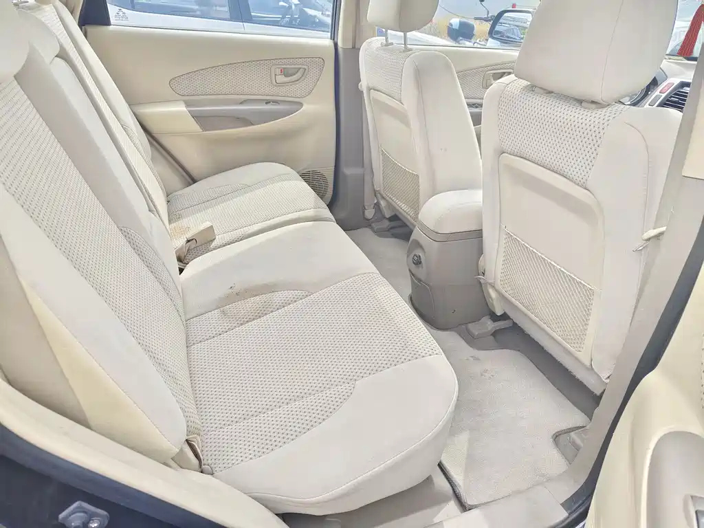 HYUNDAI TUCSON 2012