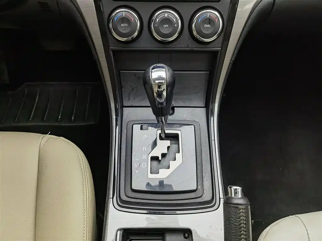 MAZDA MAZDA6 2012