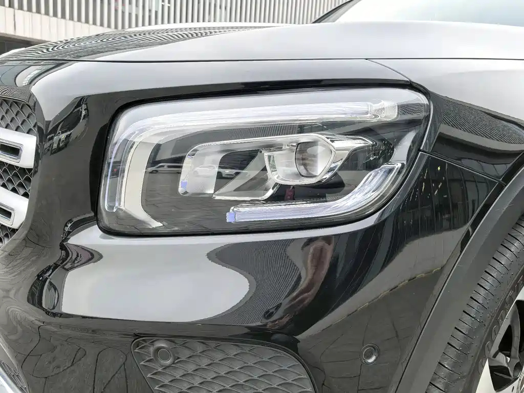 MERCEDES BENZ GLB 2022