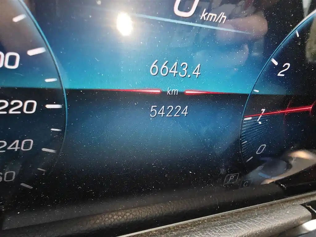 MERCEDES BENZ GLB 2021