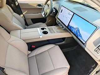 LI AUTO L6 2025 YEAR PRO INTELLIGENT EDITION 2025