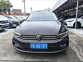 VOLKSWAGEN MAGOTAN 2023