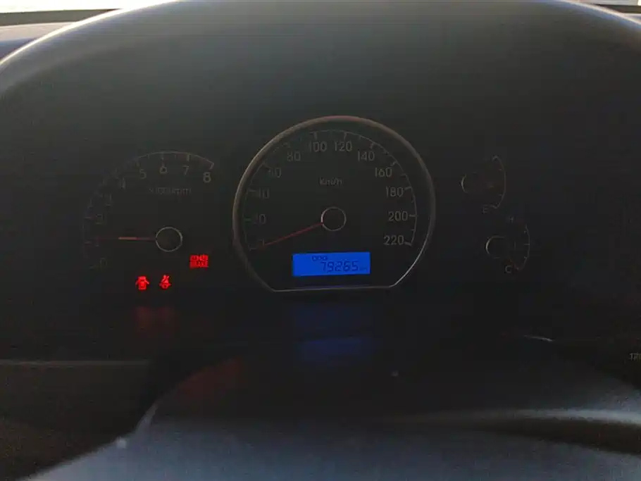 HYUNDAI CELESTA 2014