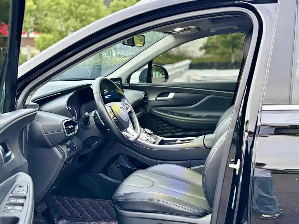 HYUNDAI SANTAFE 2023