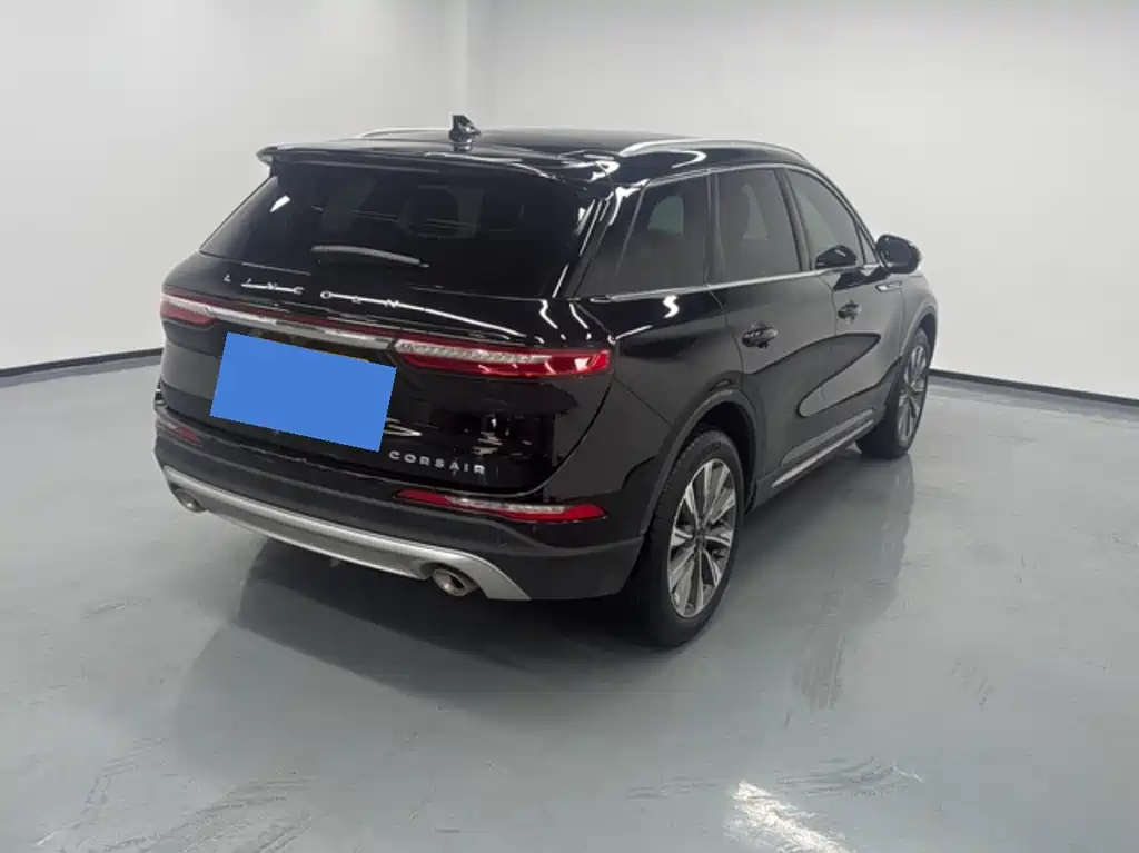 LINCOLN ADVENTURER 2023