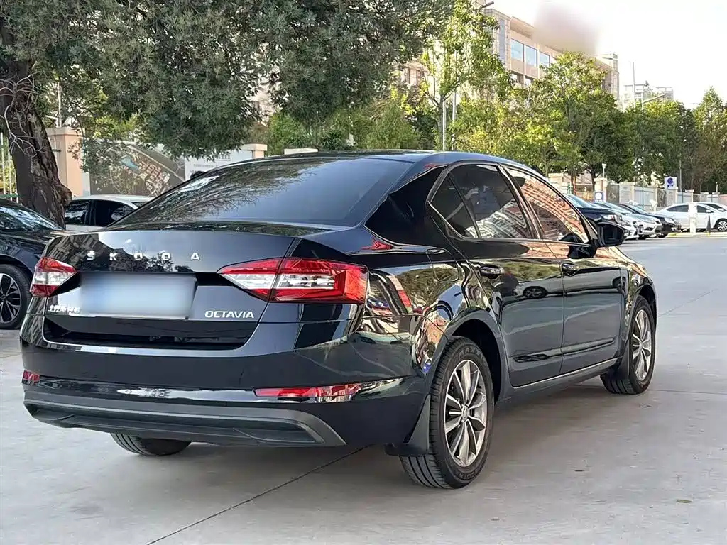 SKODA OCTAVIA 2020