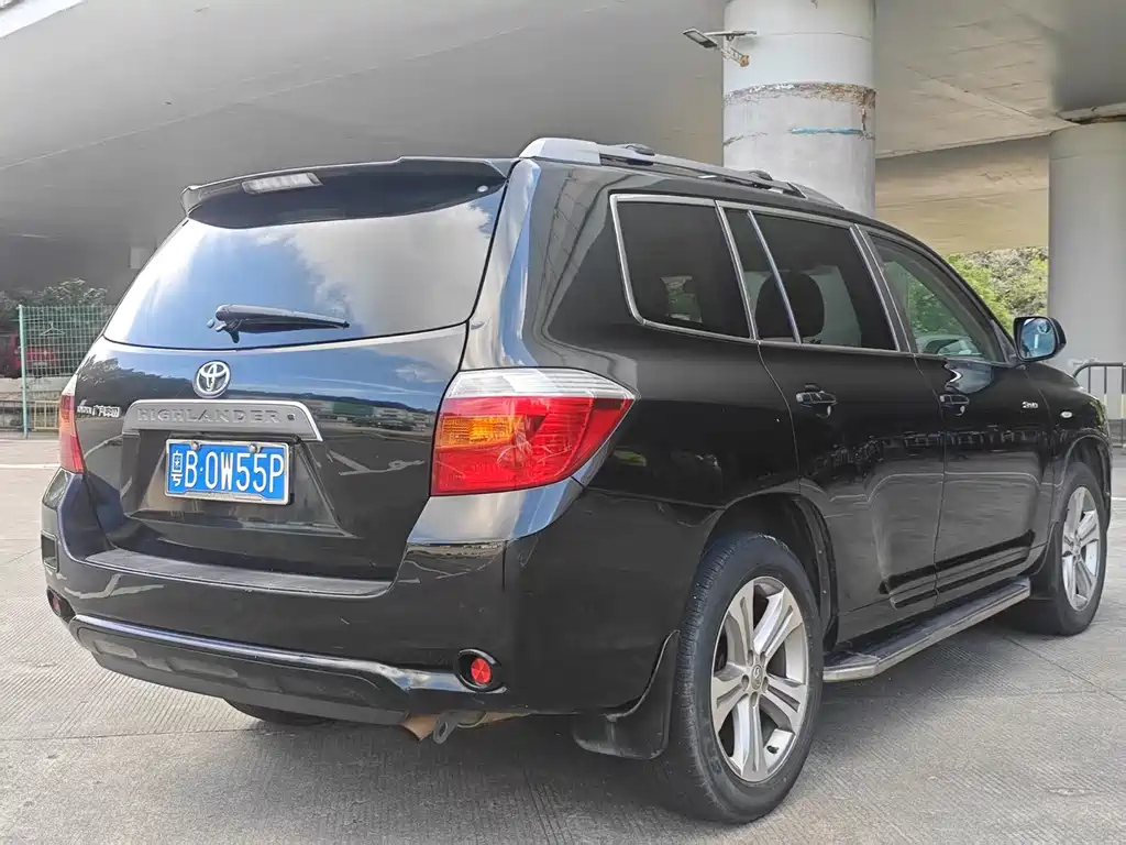 TOYOTA HIGHLANDER 2012
