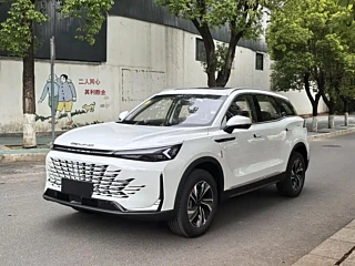 Заказать BAIC X7