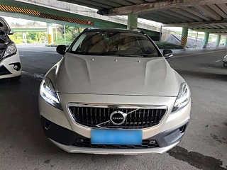 VOLVO V40 2017 YEAR CROSS COUNTRY T3 ELEGANT EDITION 2017