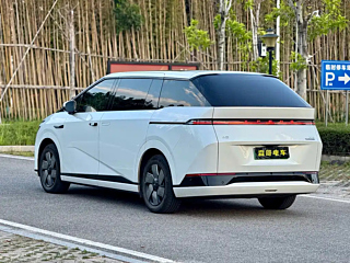XPENG MOTORS X9  2024 YEAR 640 4WD MAX 2024